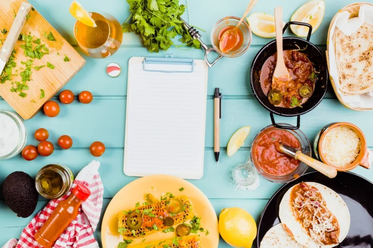 mexican-food-concept-with-clipboard